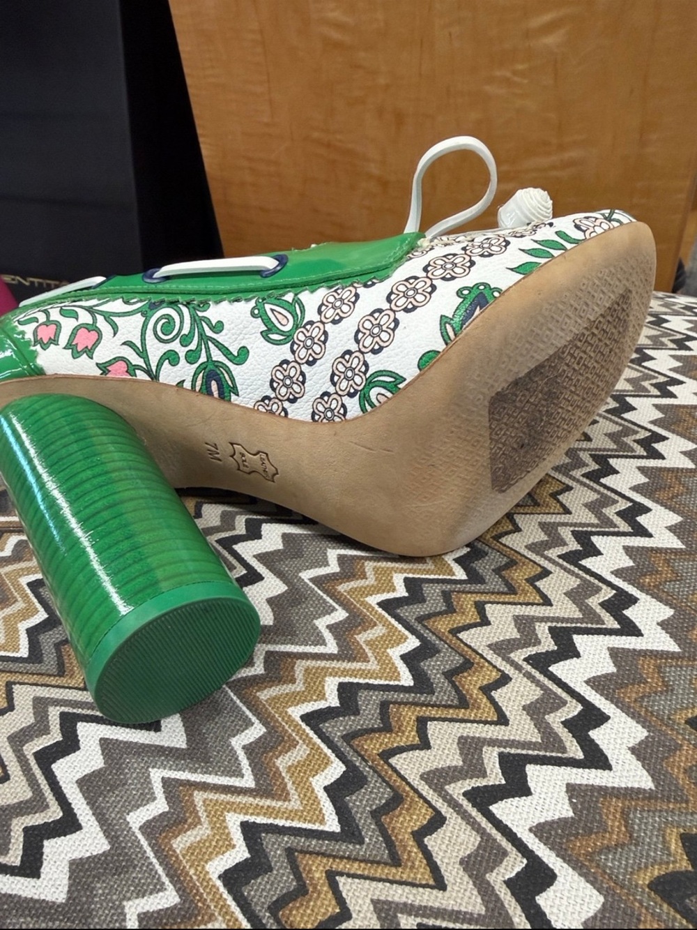 Tory Burch Green and White Floral Lace-Up Block Heel Pumps - Picture 8 of 10